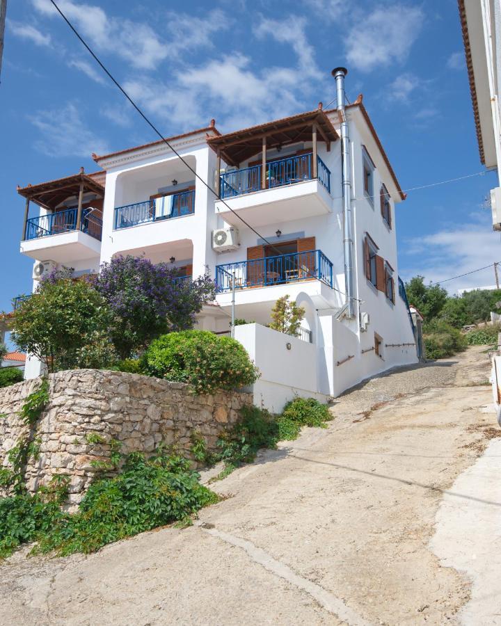Kavos Apartments Alonissos Patitiri Exteriör bild